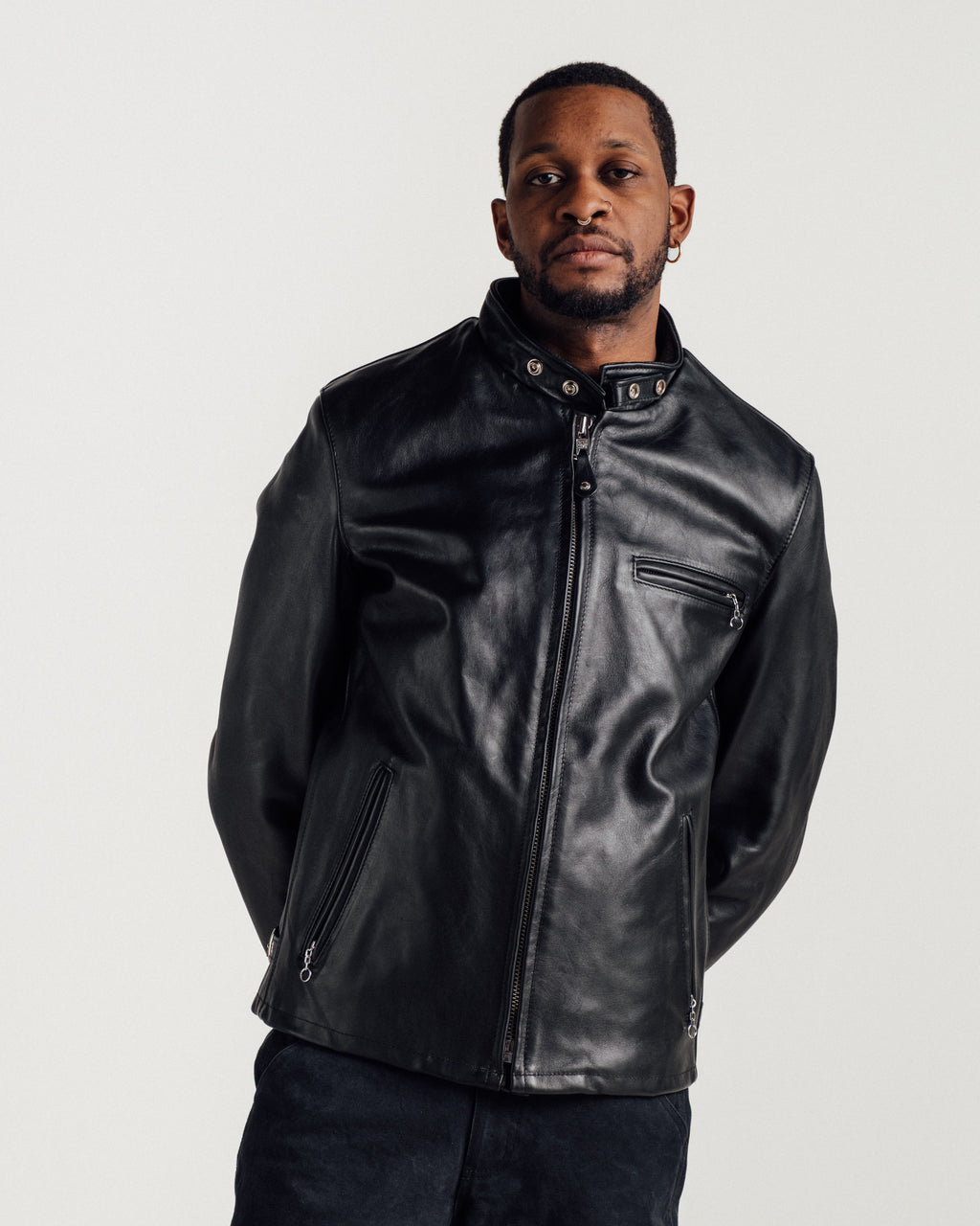 141L Black