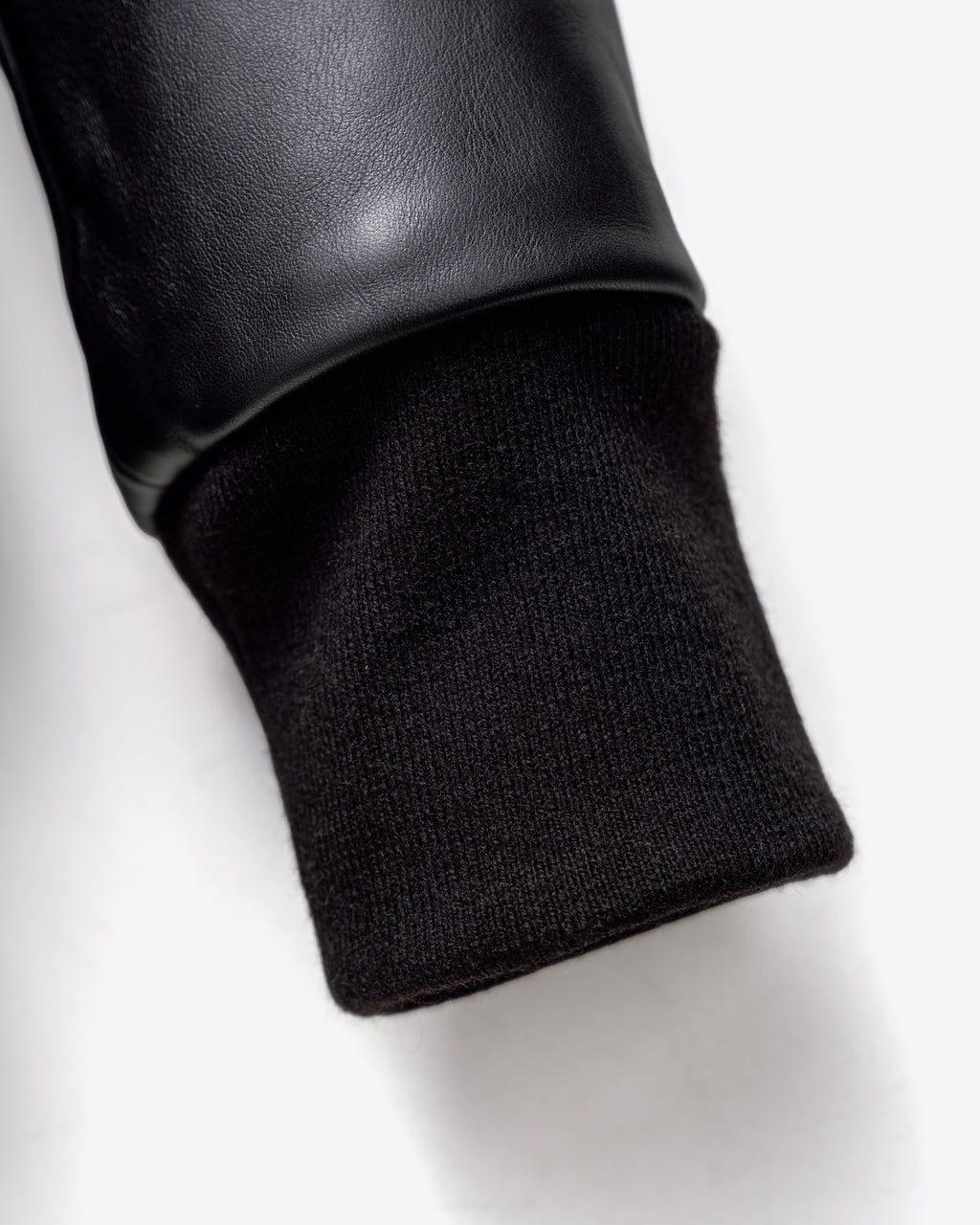 184SM Black