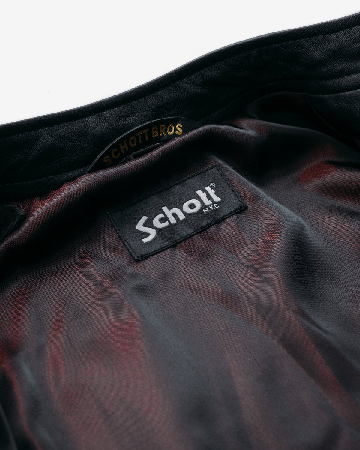 21141W Black
