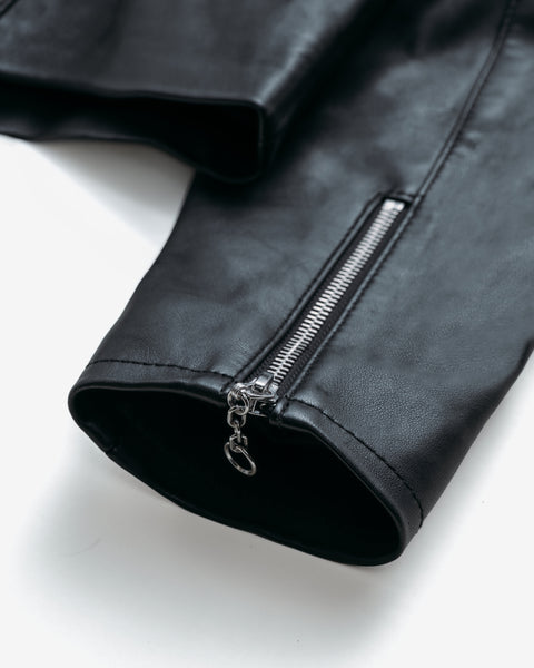 21141W Black