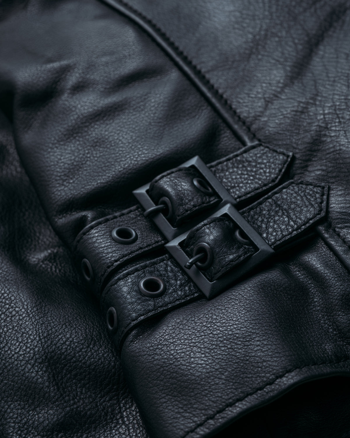 2408W Black