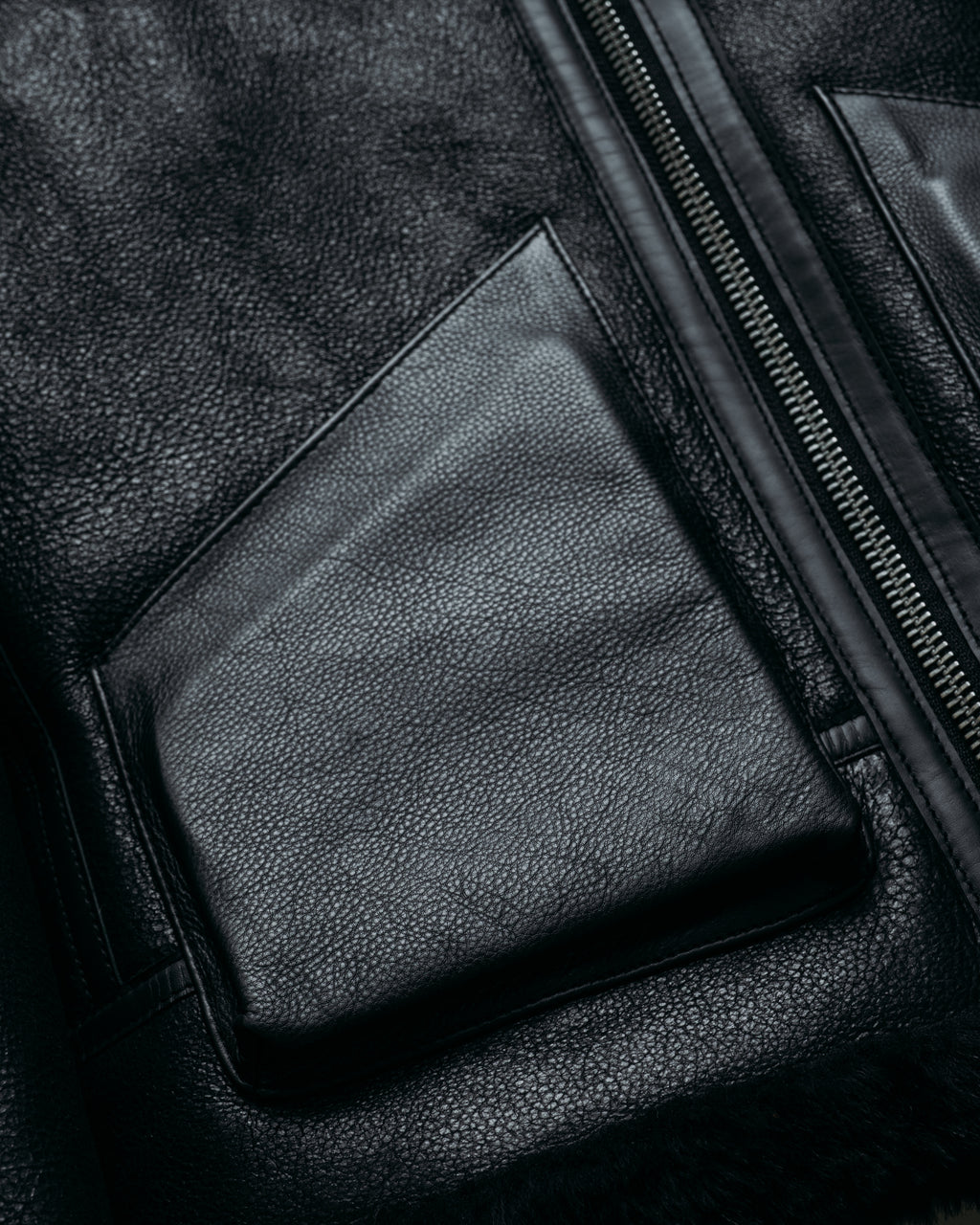2413SW Ebony