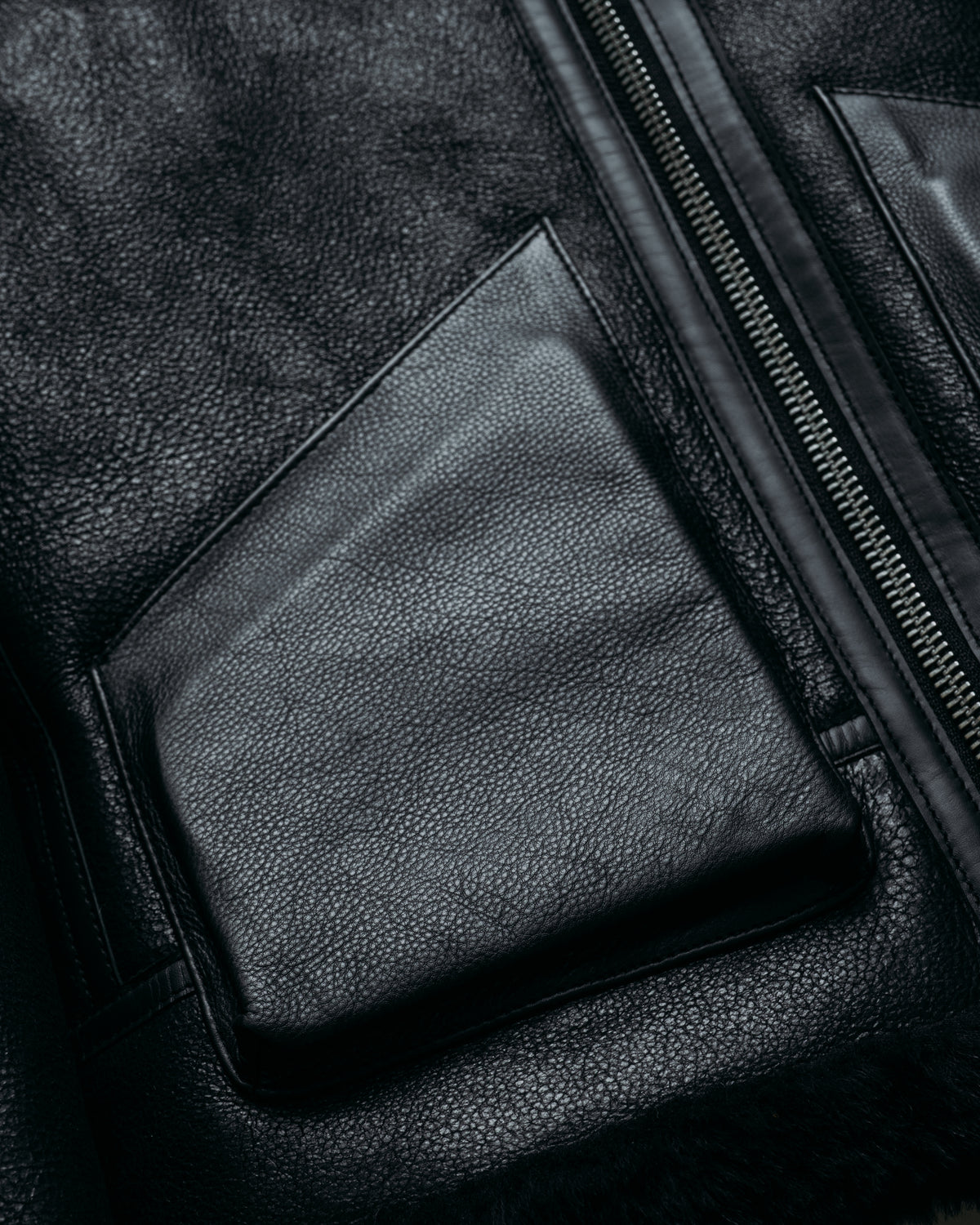 2413SW Ebony