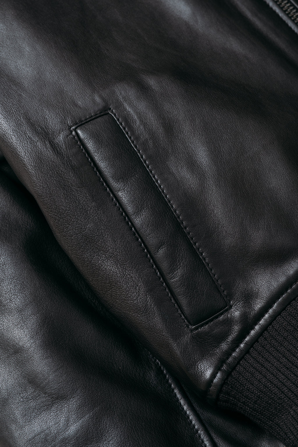 2527W Black