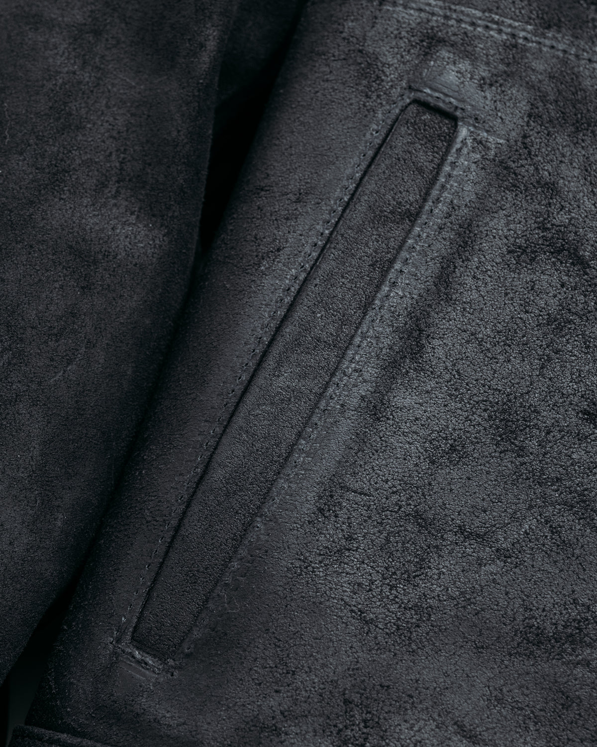 371 Black