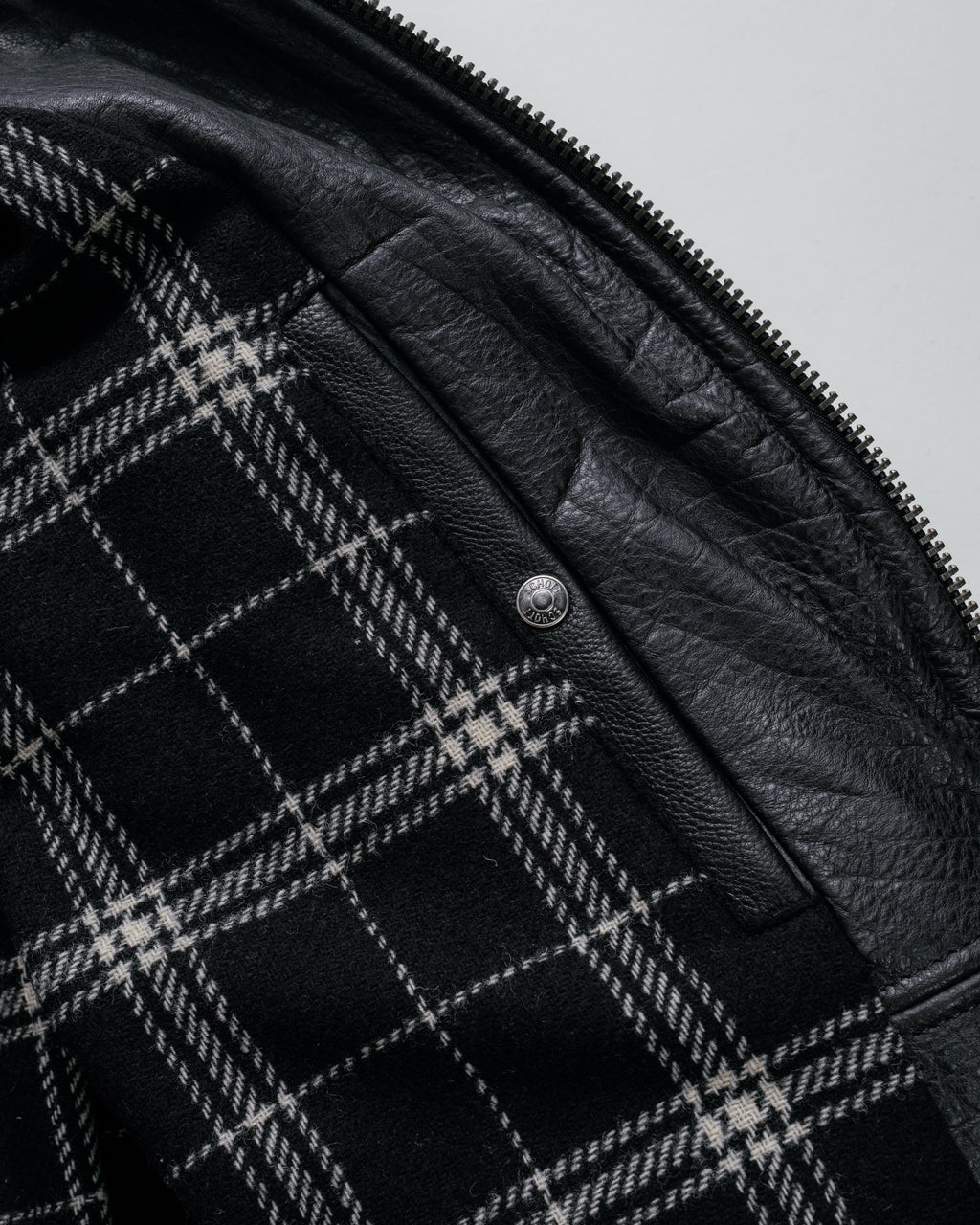 464 Black