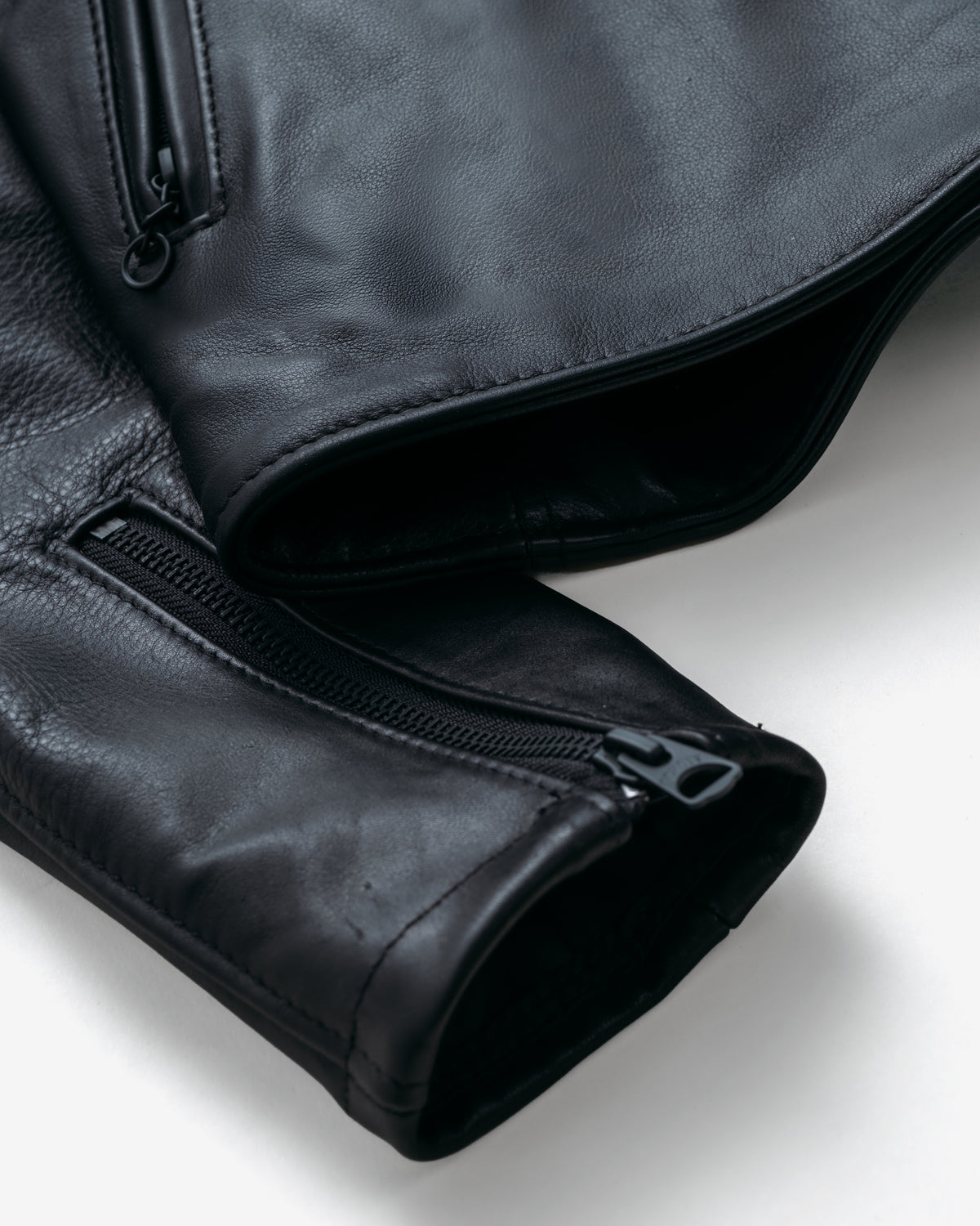 503W Black