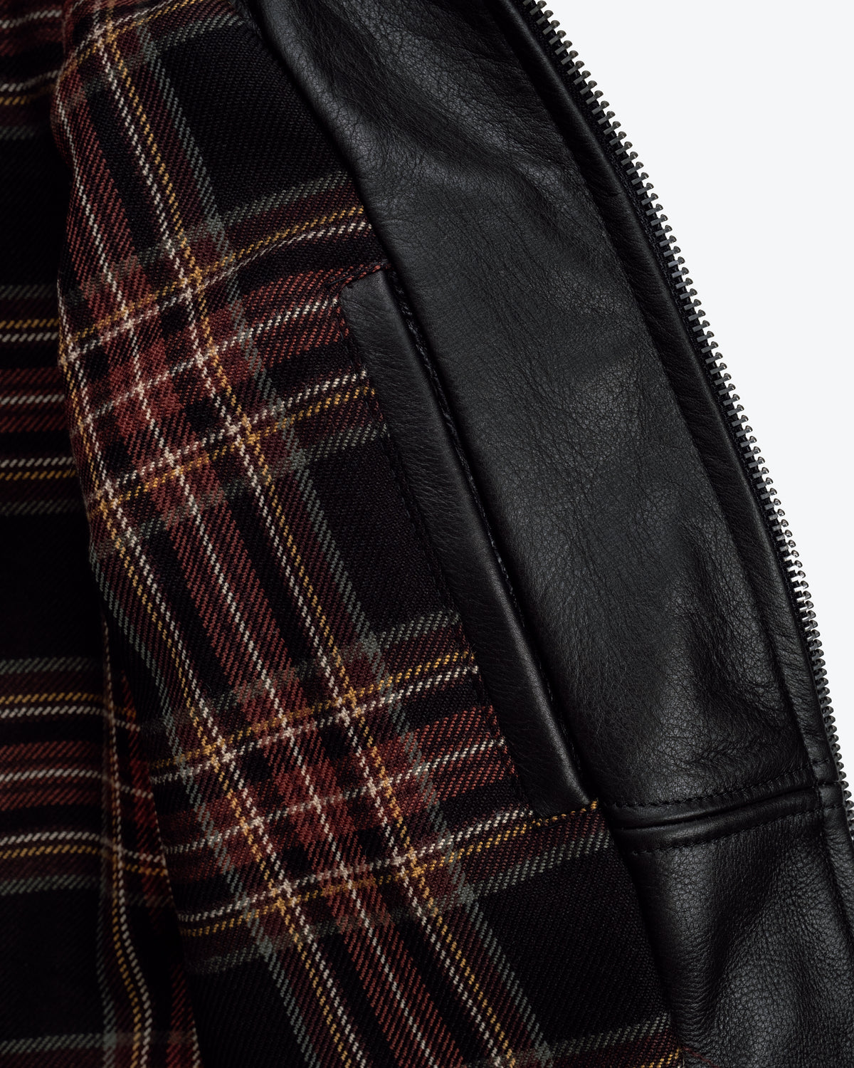 562 Black