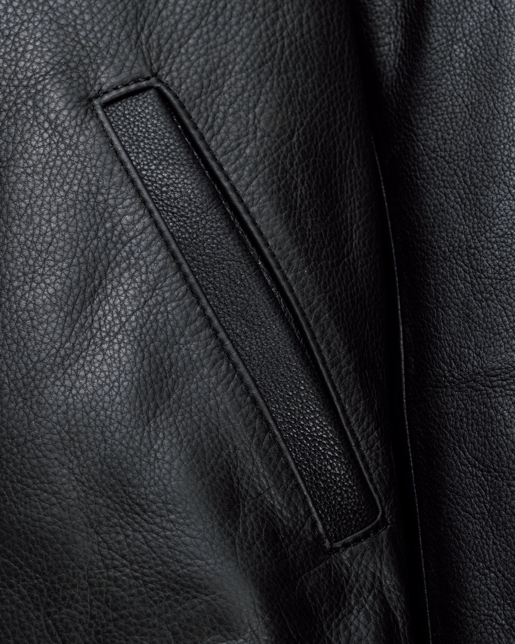 562 Black