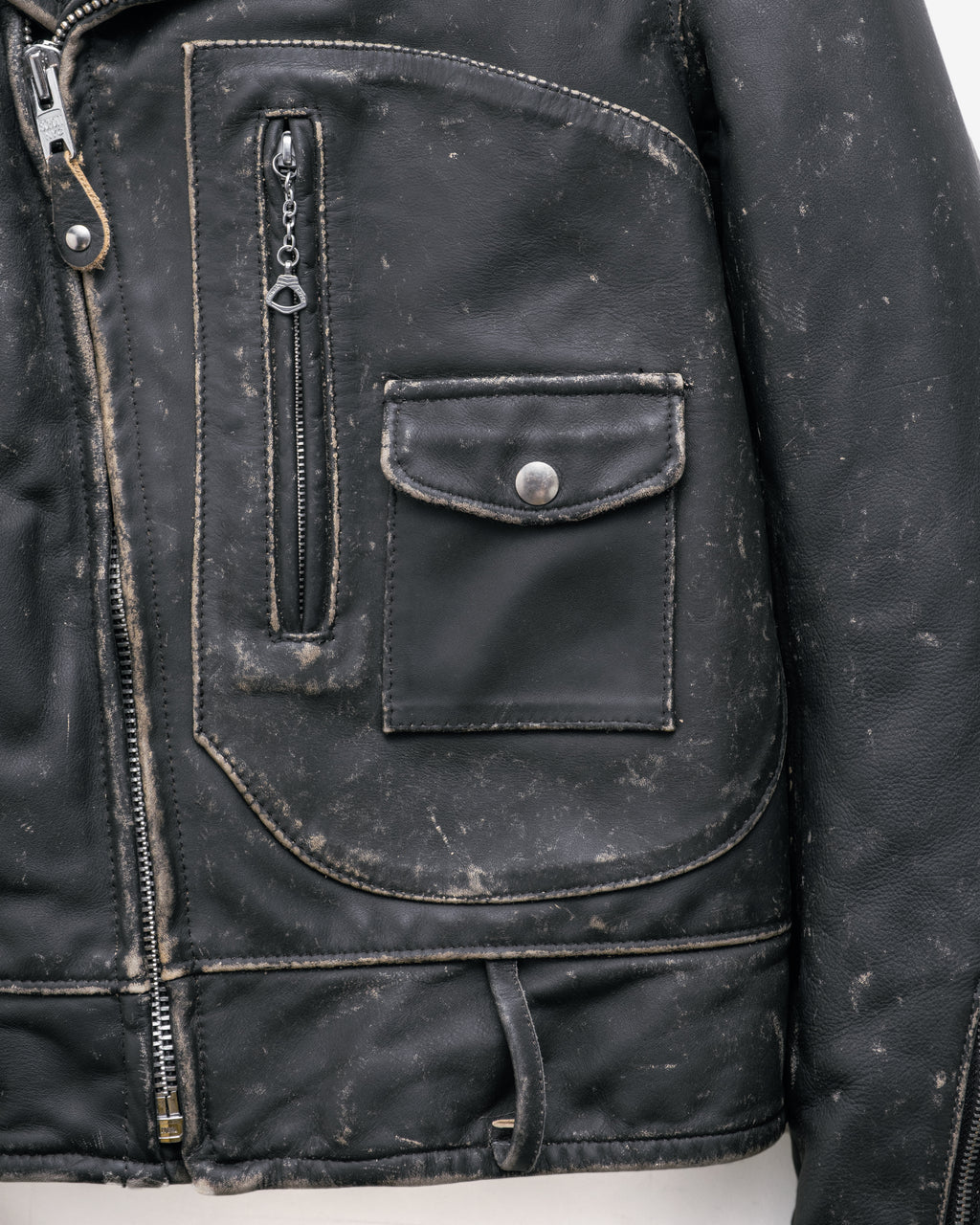 568VN Black