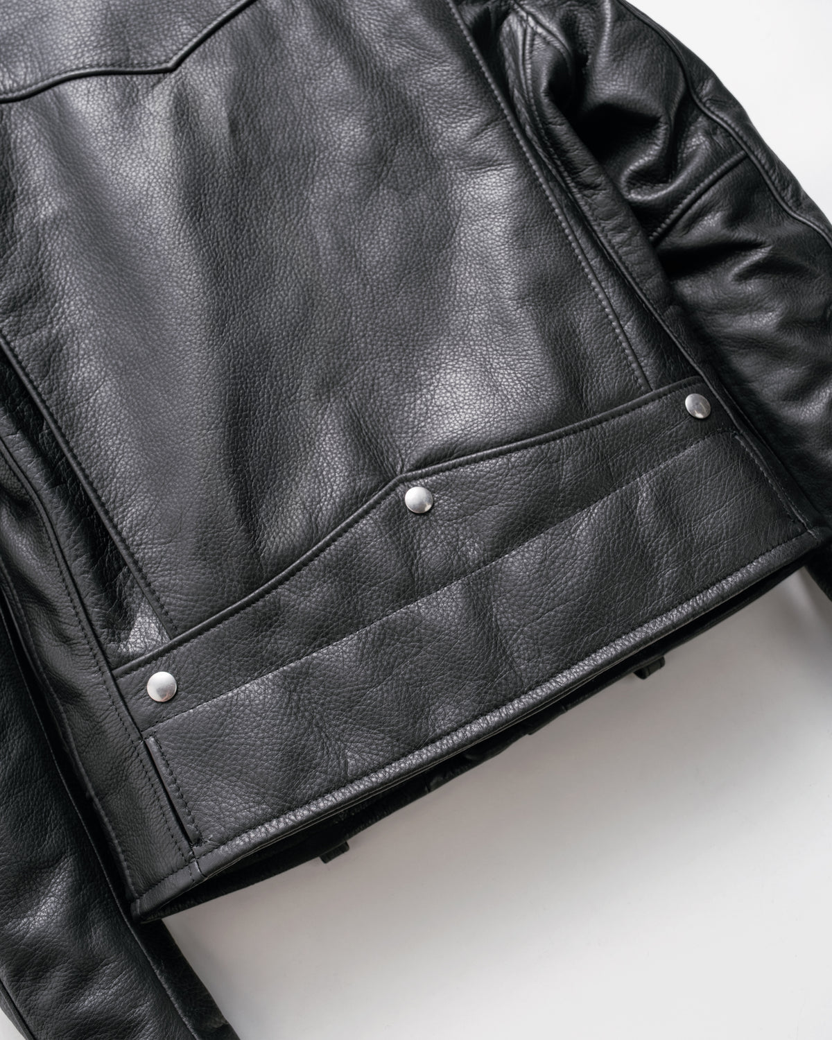 568 Black