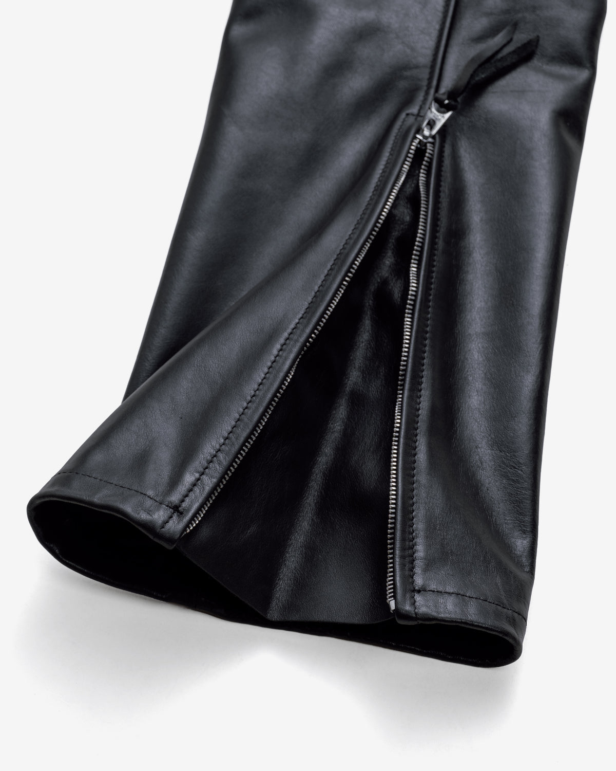601P Black