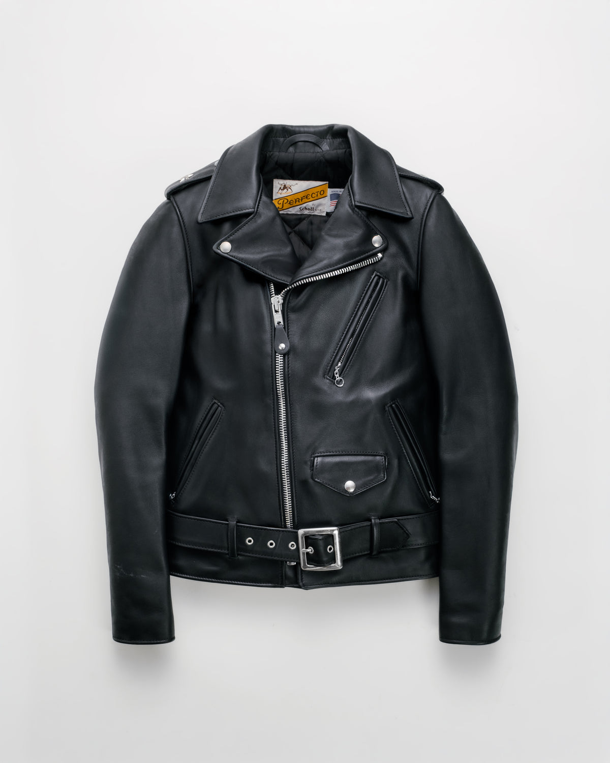 613S Black