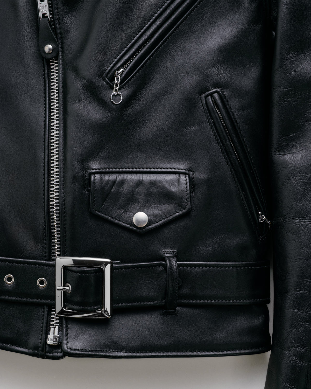 613 Black