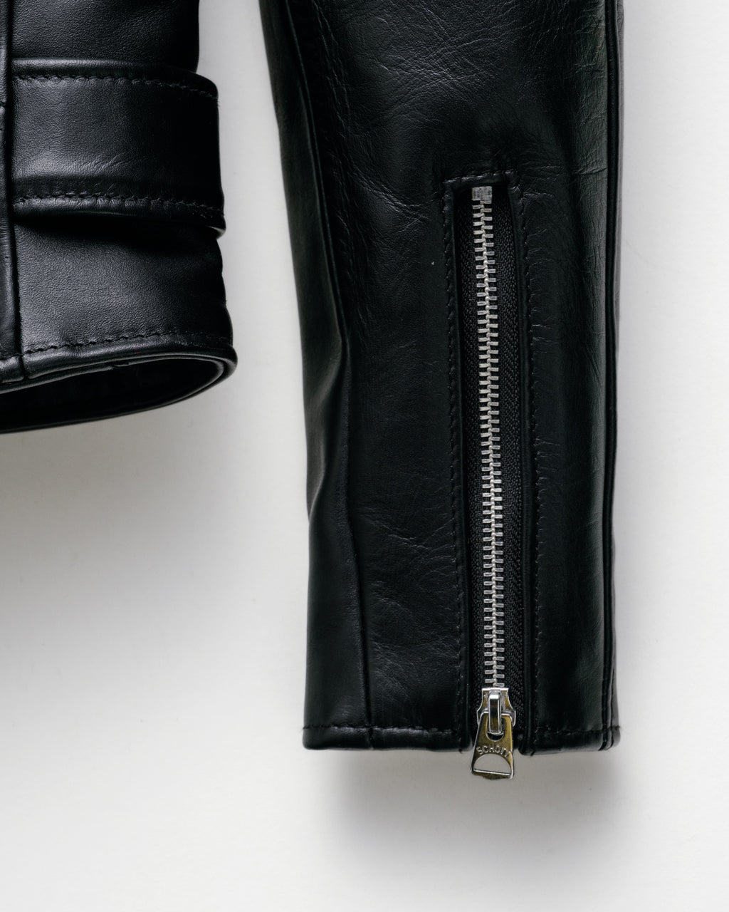 613 Black