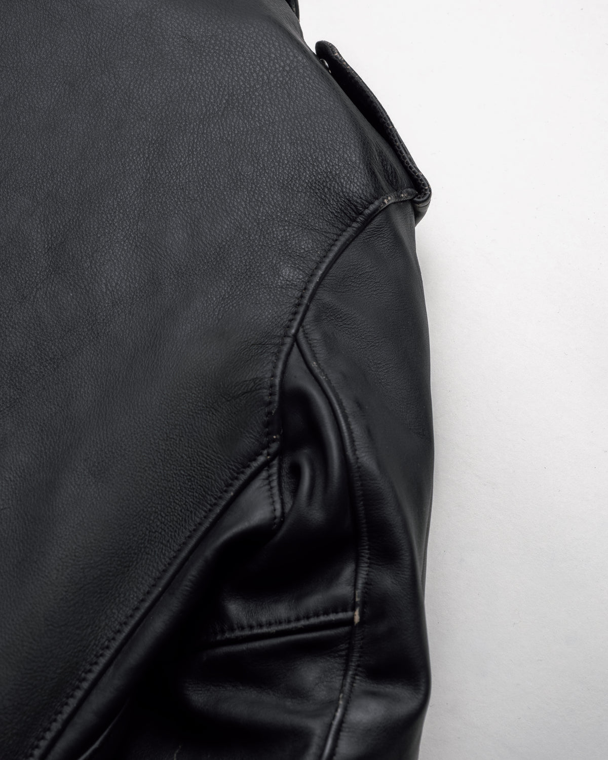 626VN Black