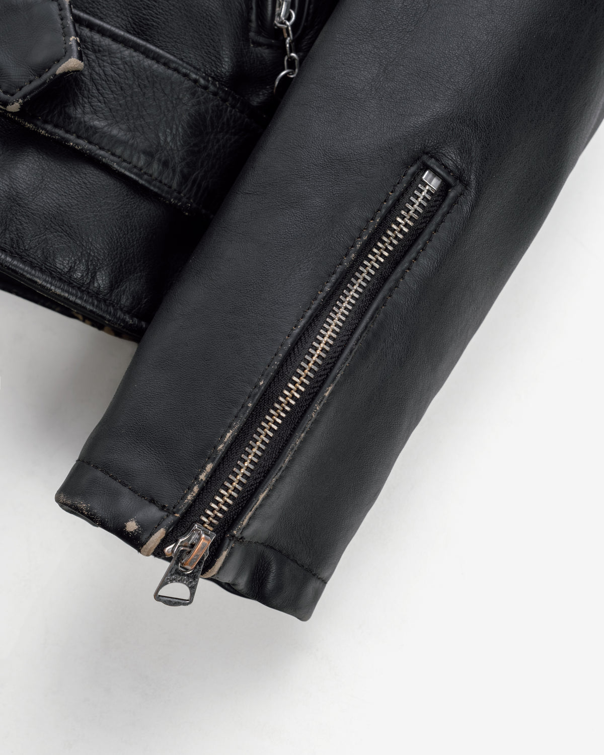 626VN Black