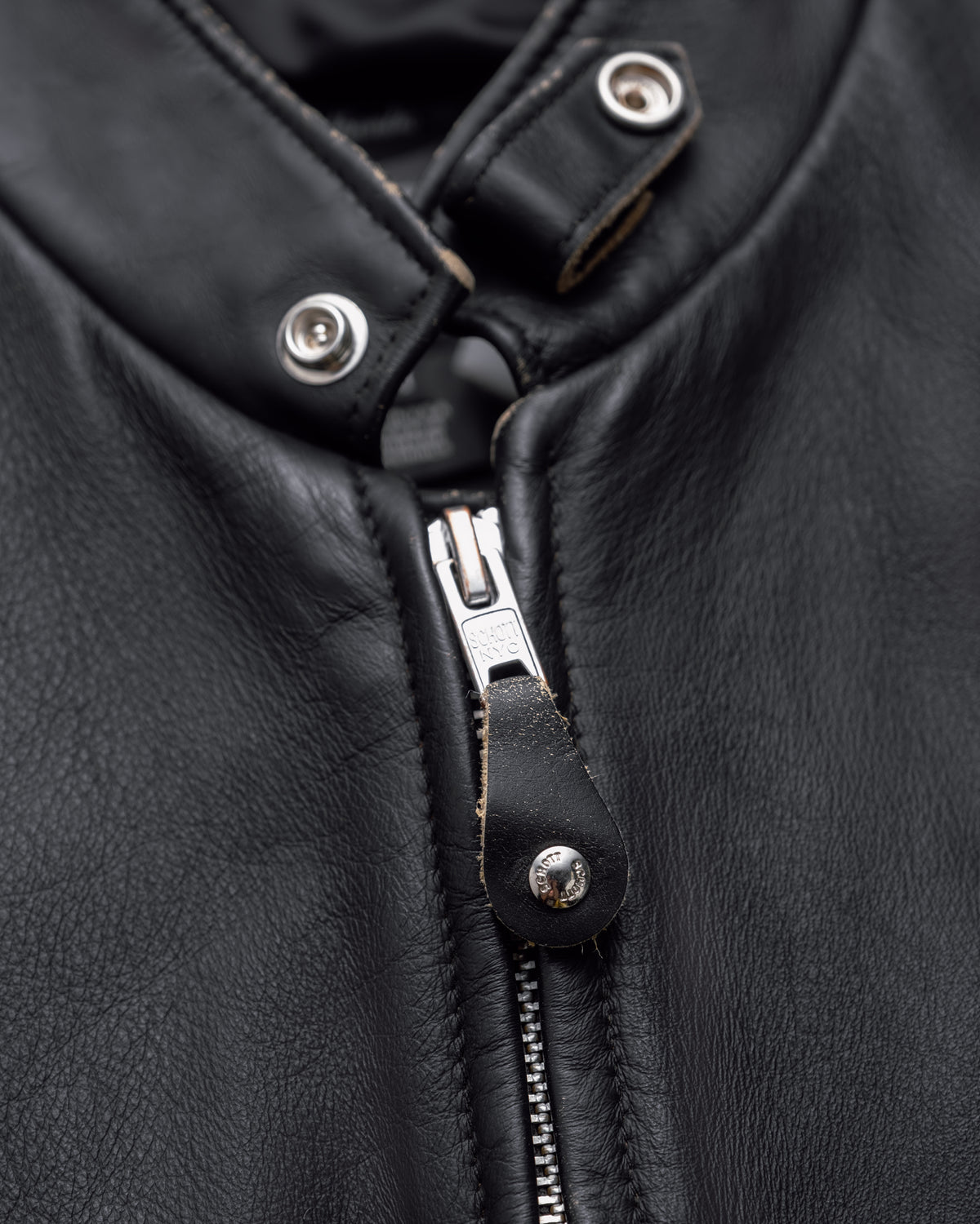 654VN Black