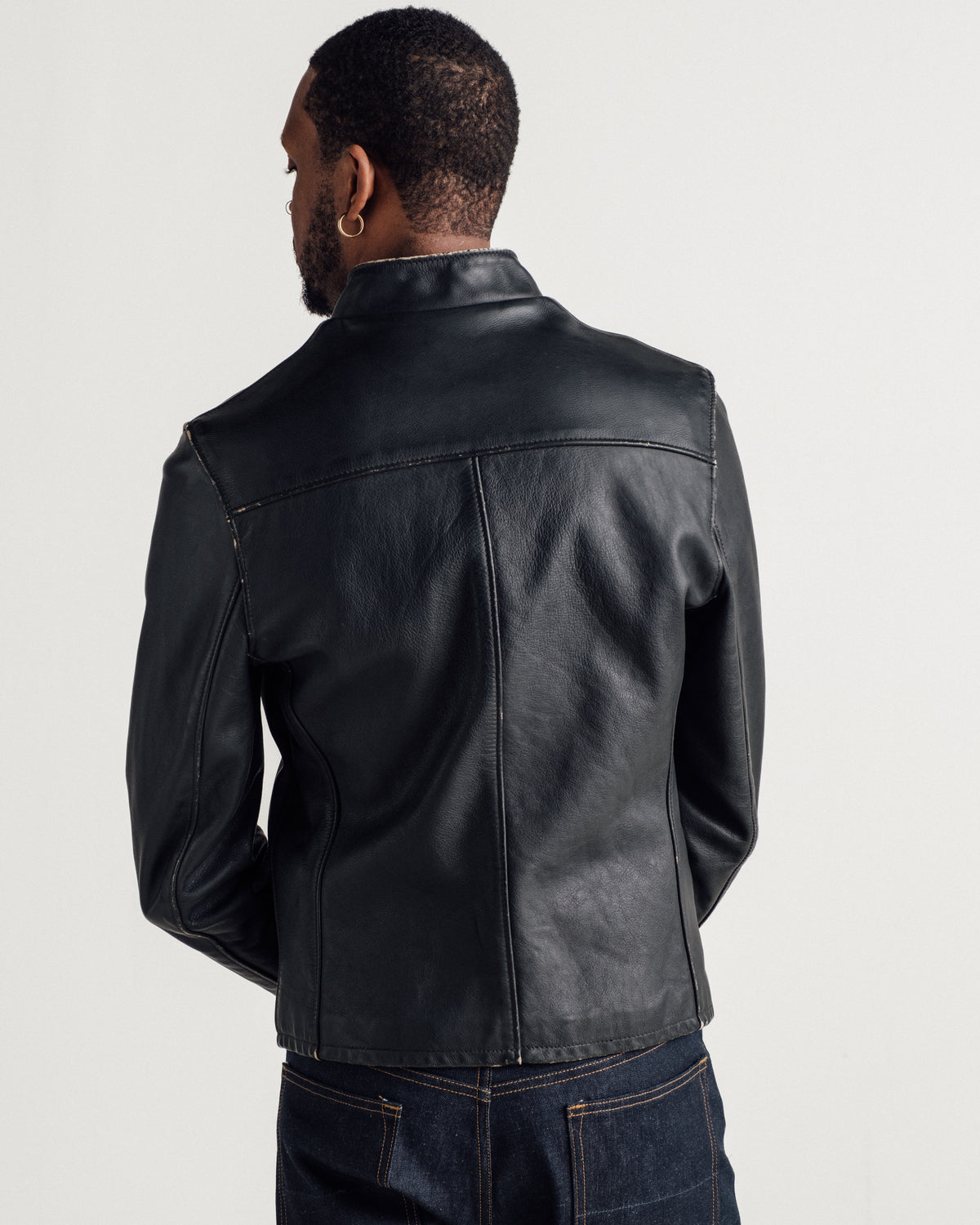 654VN Black