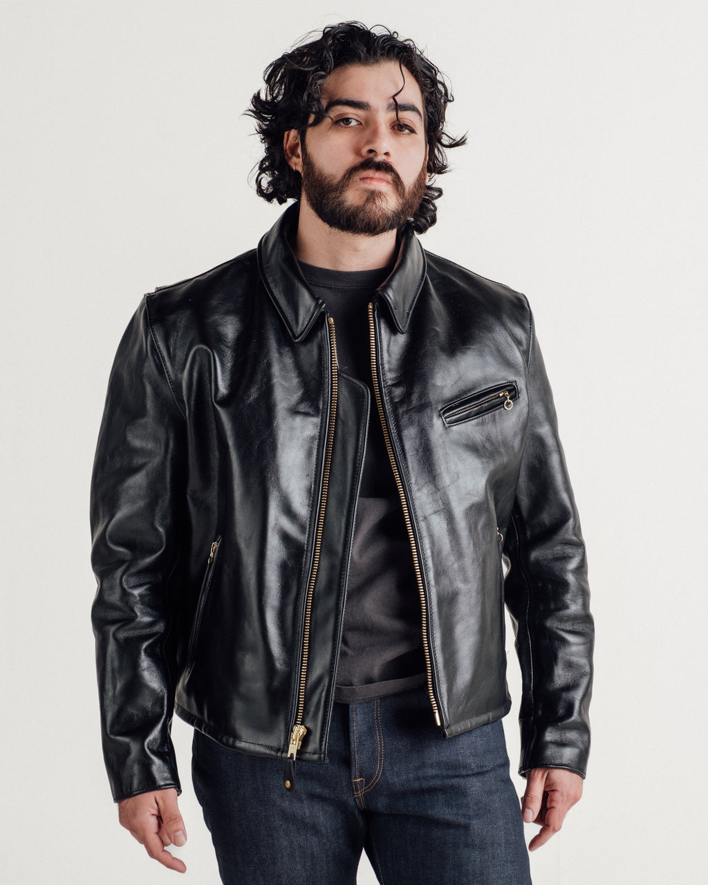 689H Black