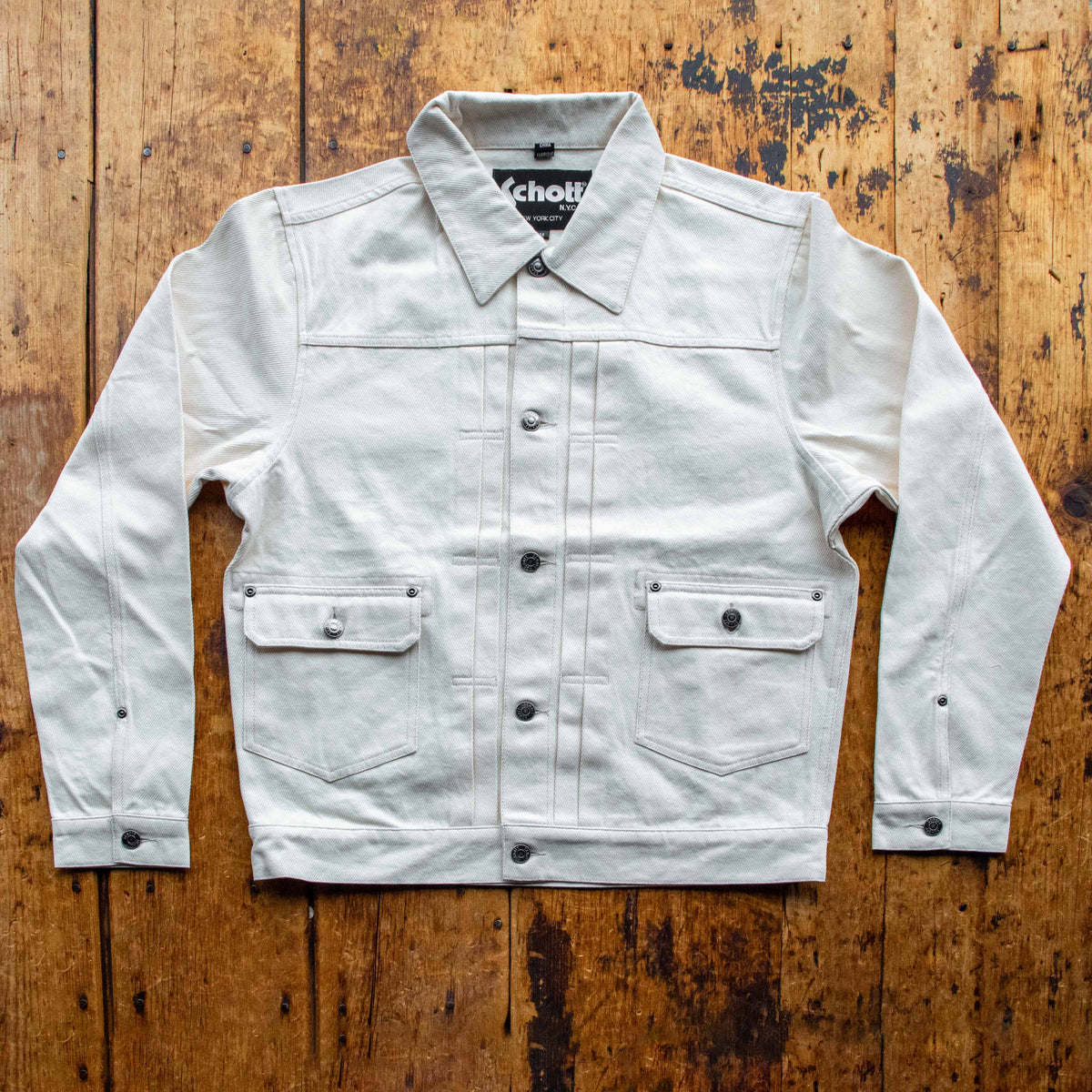 8402 Off White