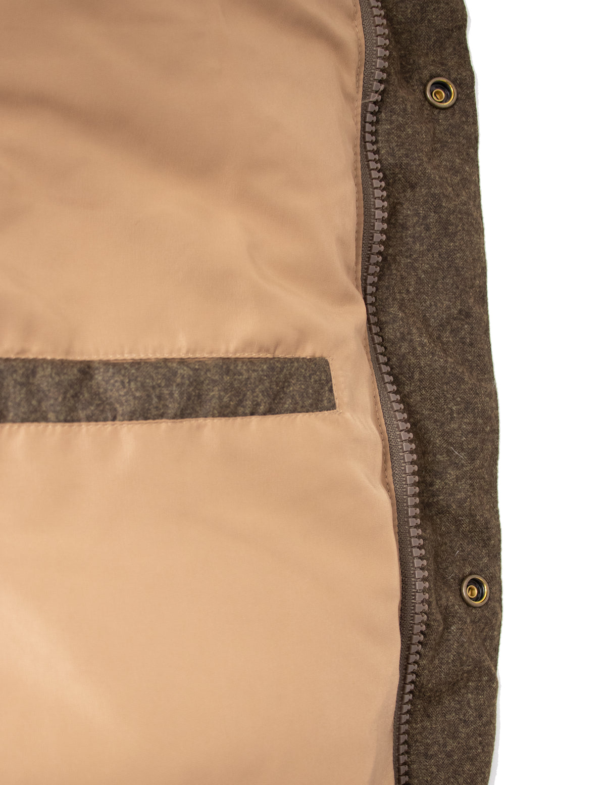9040D Brown