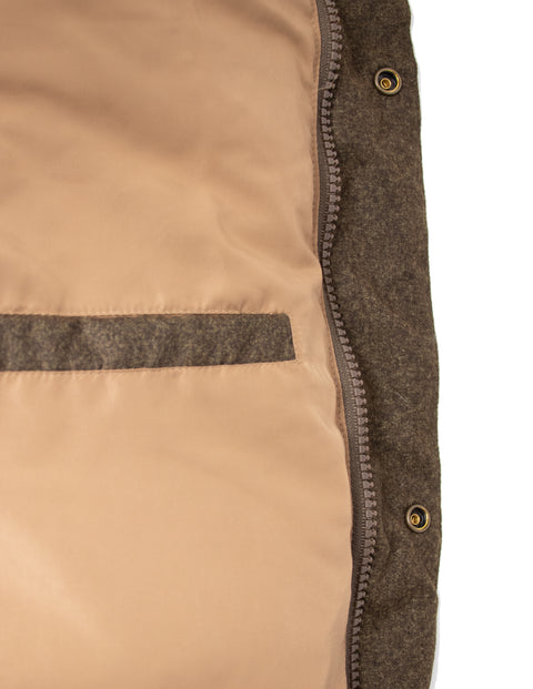 9040D Brown