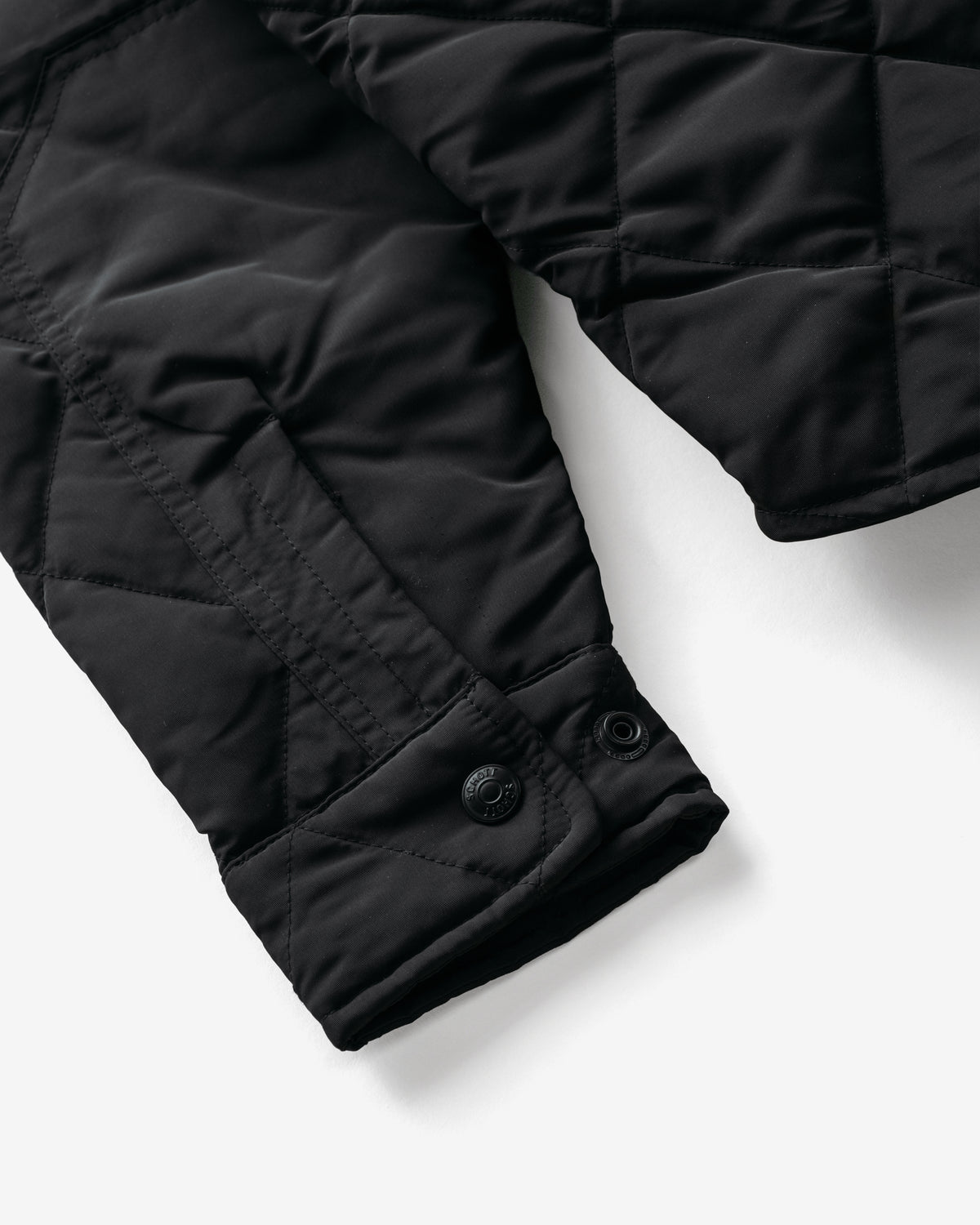 9122D Black