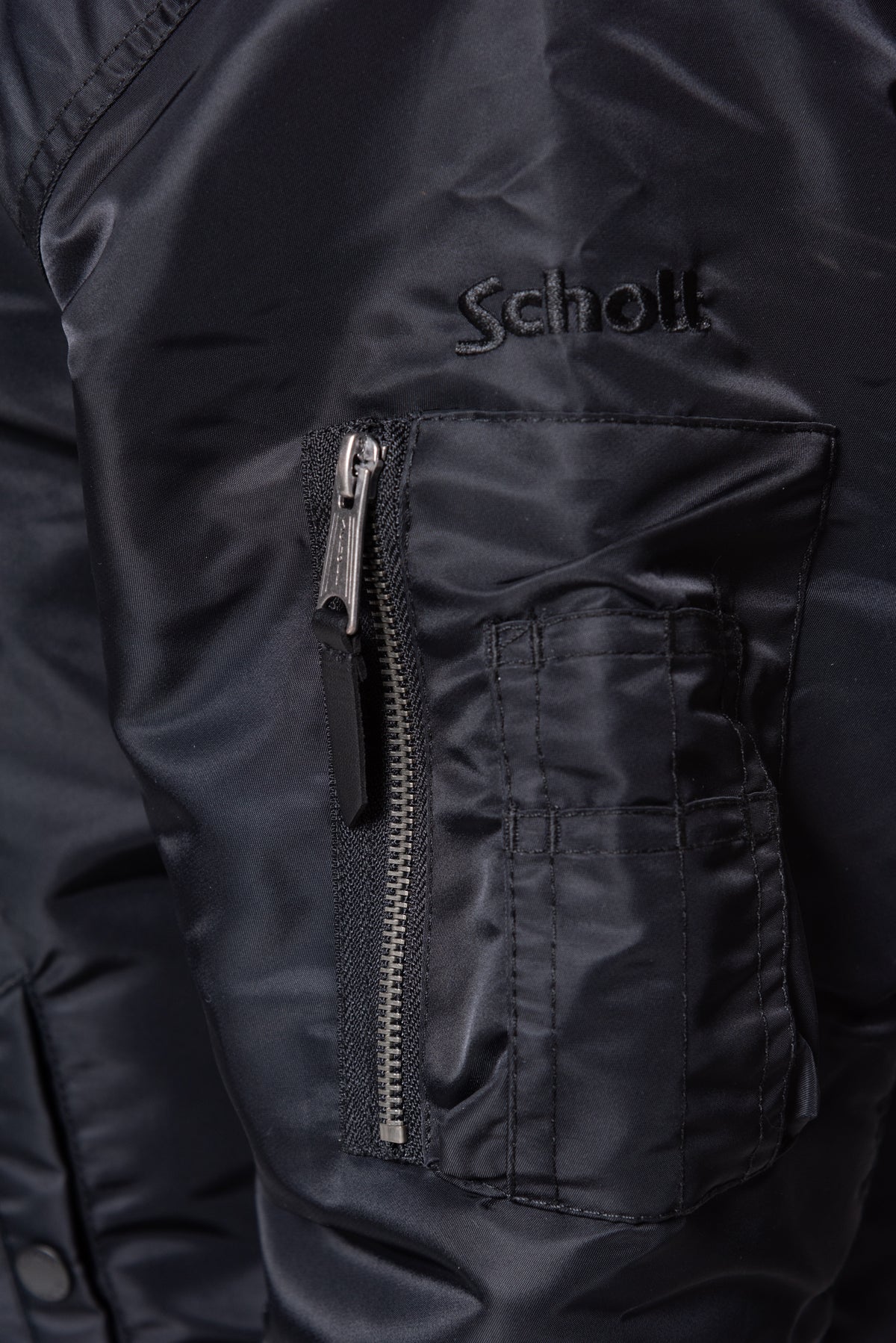 9428W Black
