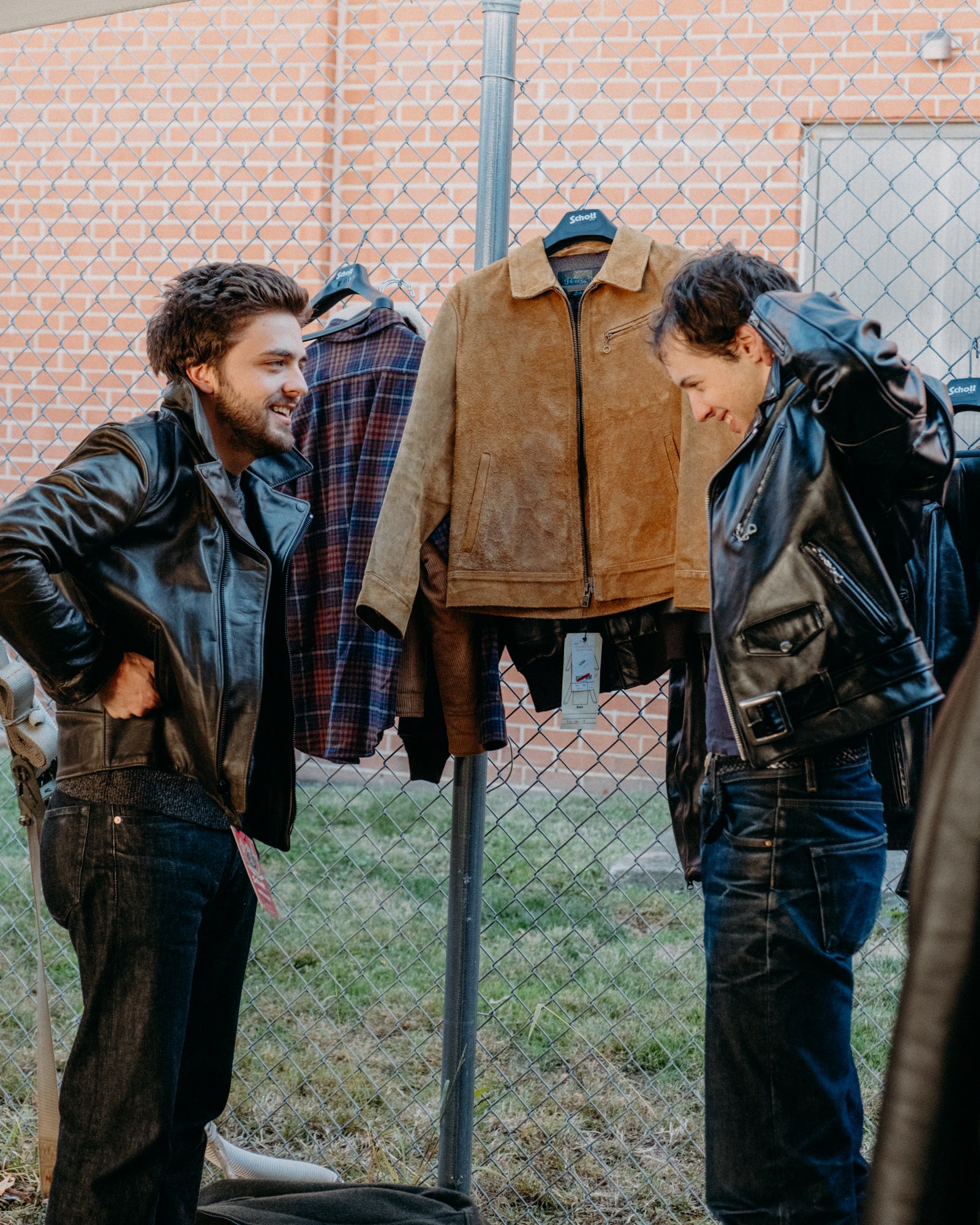 Factory Sale 25