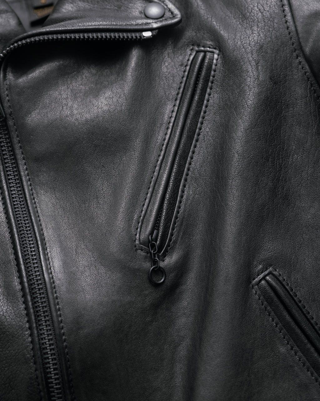 P213 Black