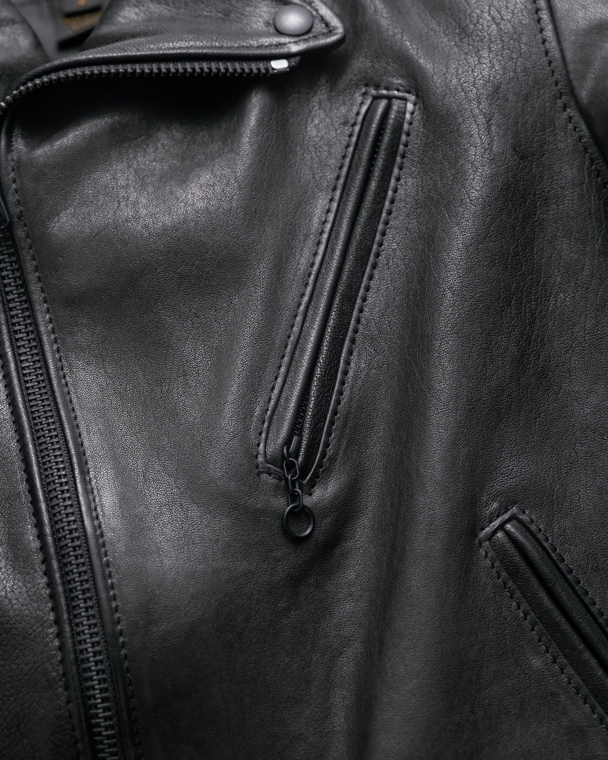P213 Black