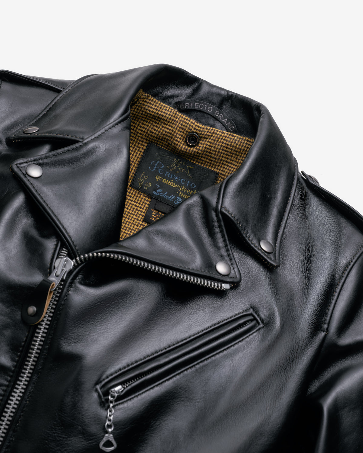 PER62 Black