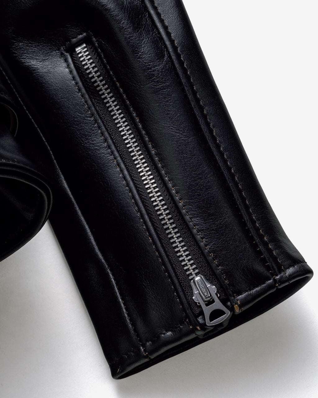 PER62 Black