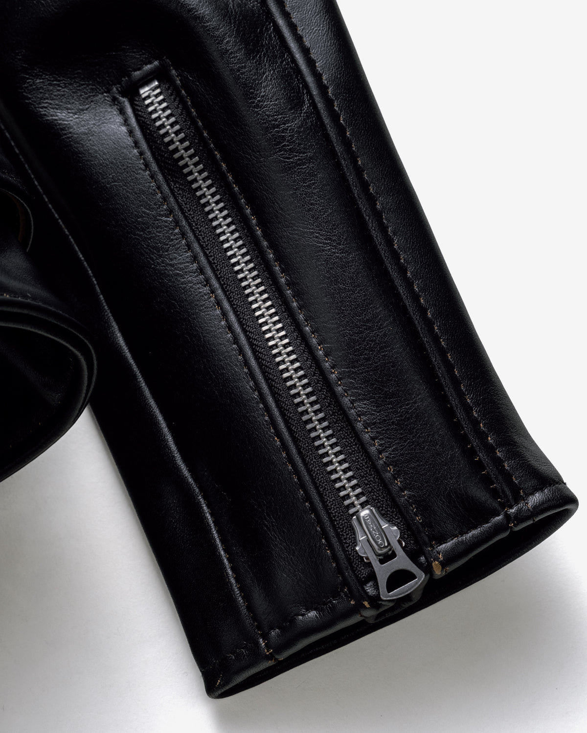 PER62 Black