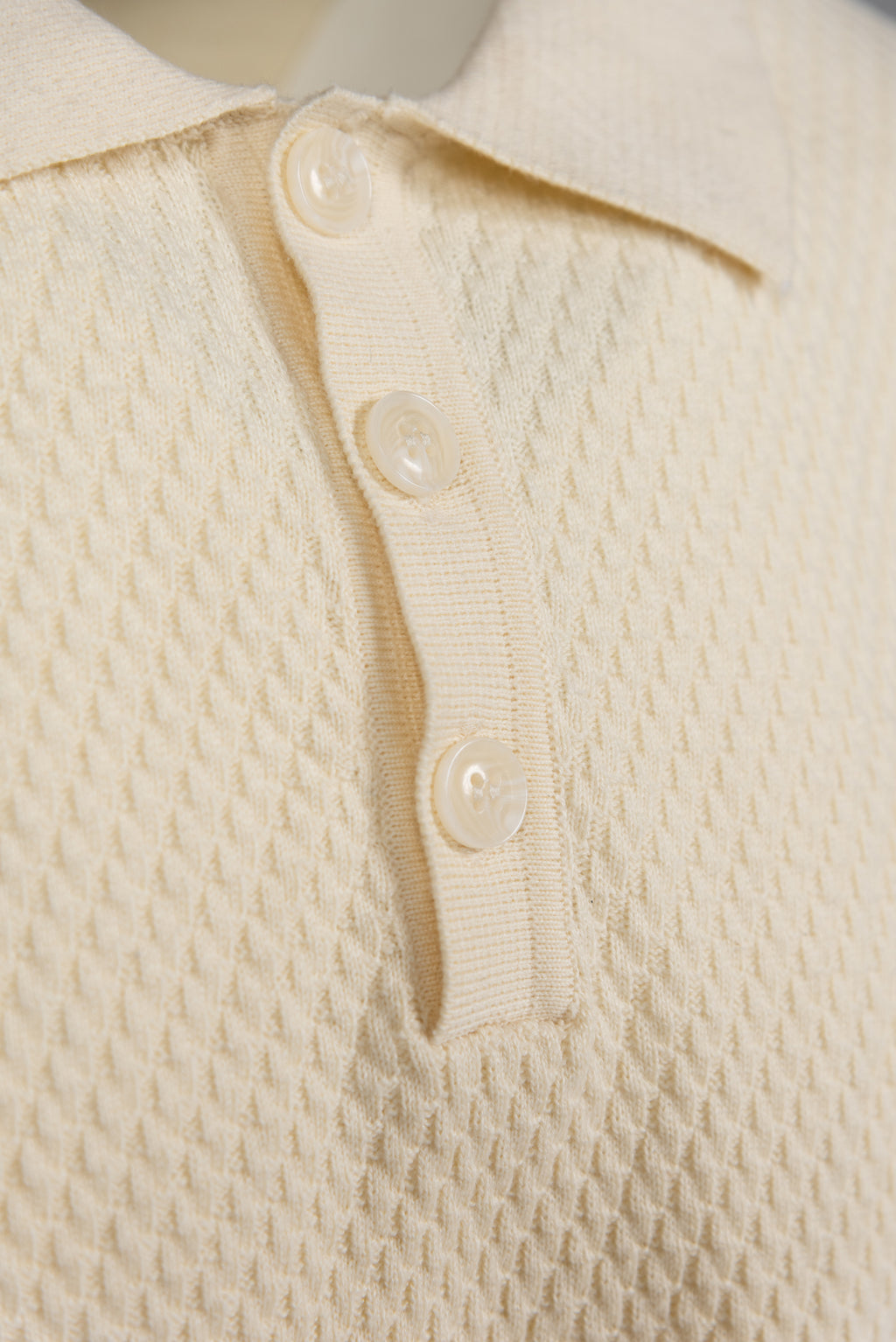SH2409 Off White