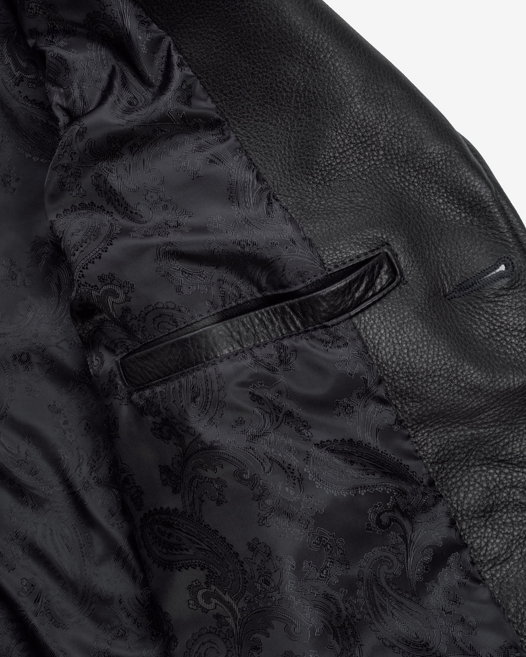 SP583 Black