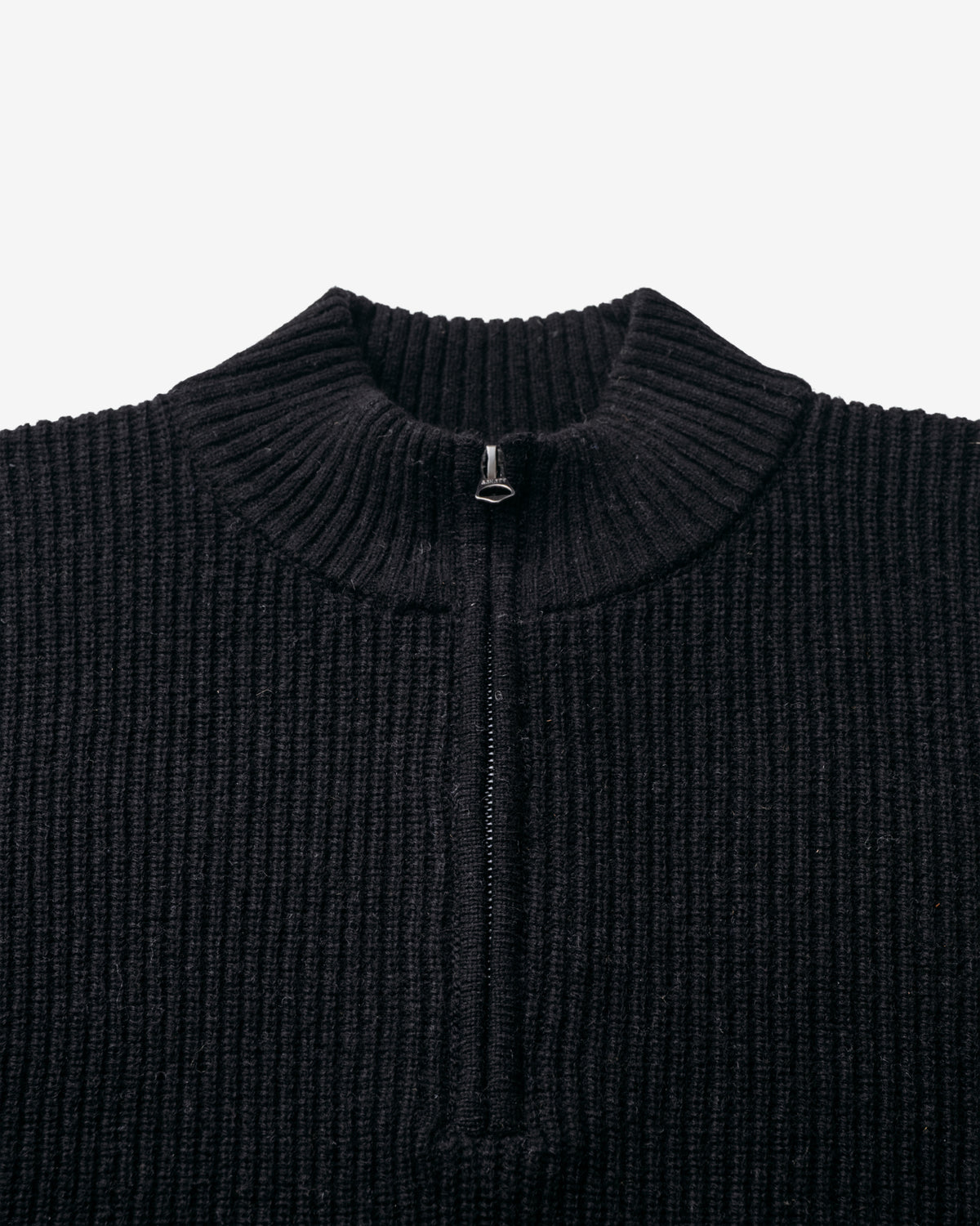 SW2212 Black
