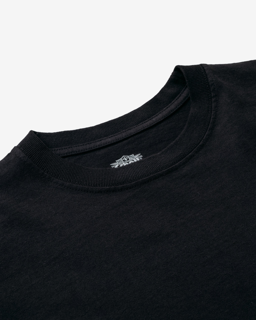 TEE32 Black